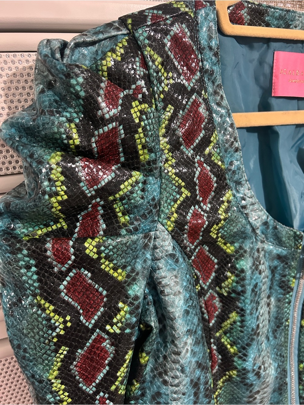 Azalea Wang teal and multicolored snakeskin print faux leather crop jacket. - Picture 7 of 11